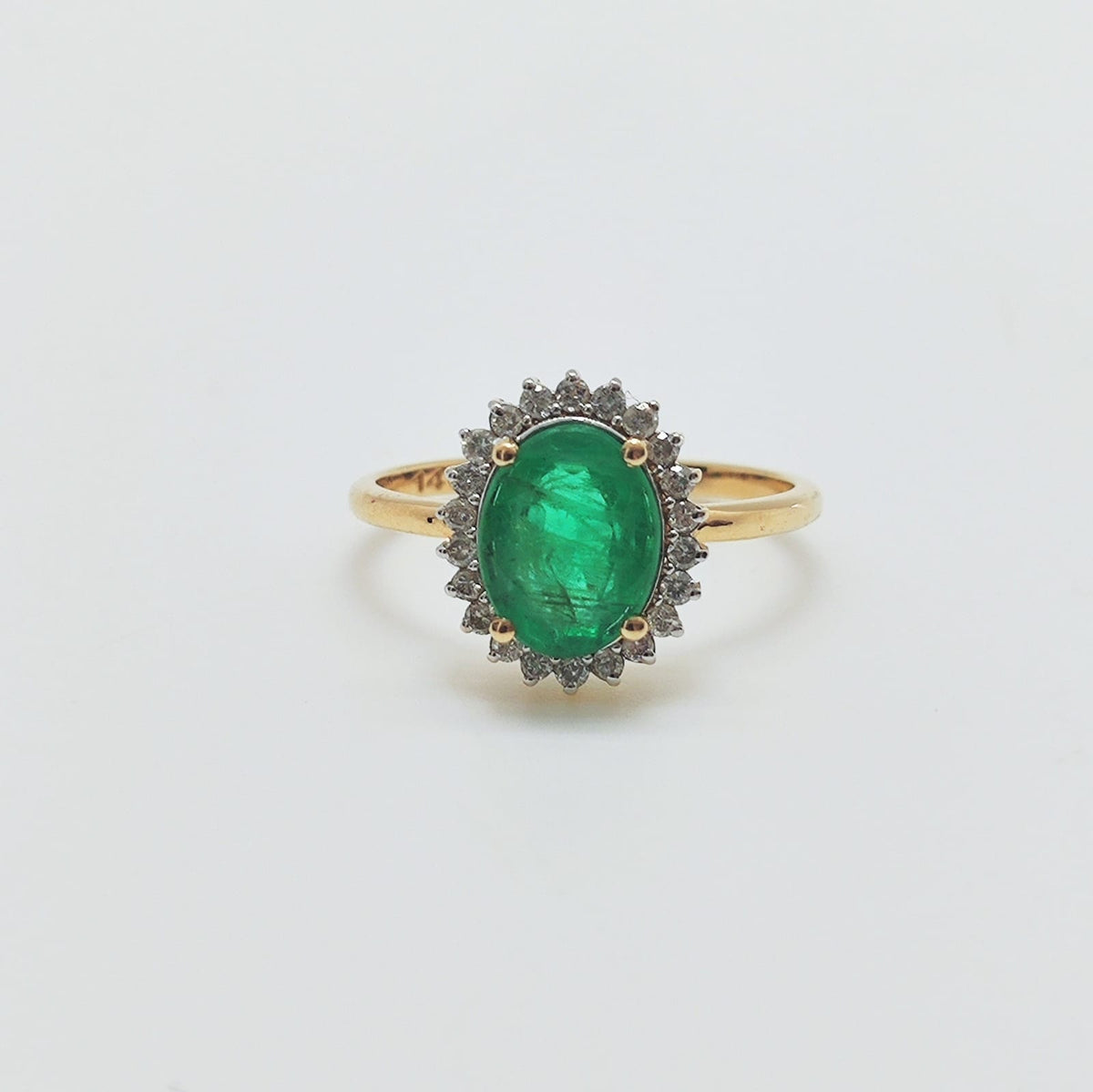 Anillo Oro Amarillo Esmeralda Oval Y Brillantes