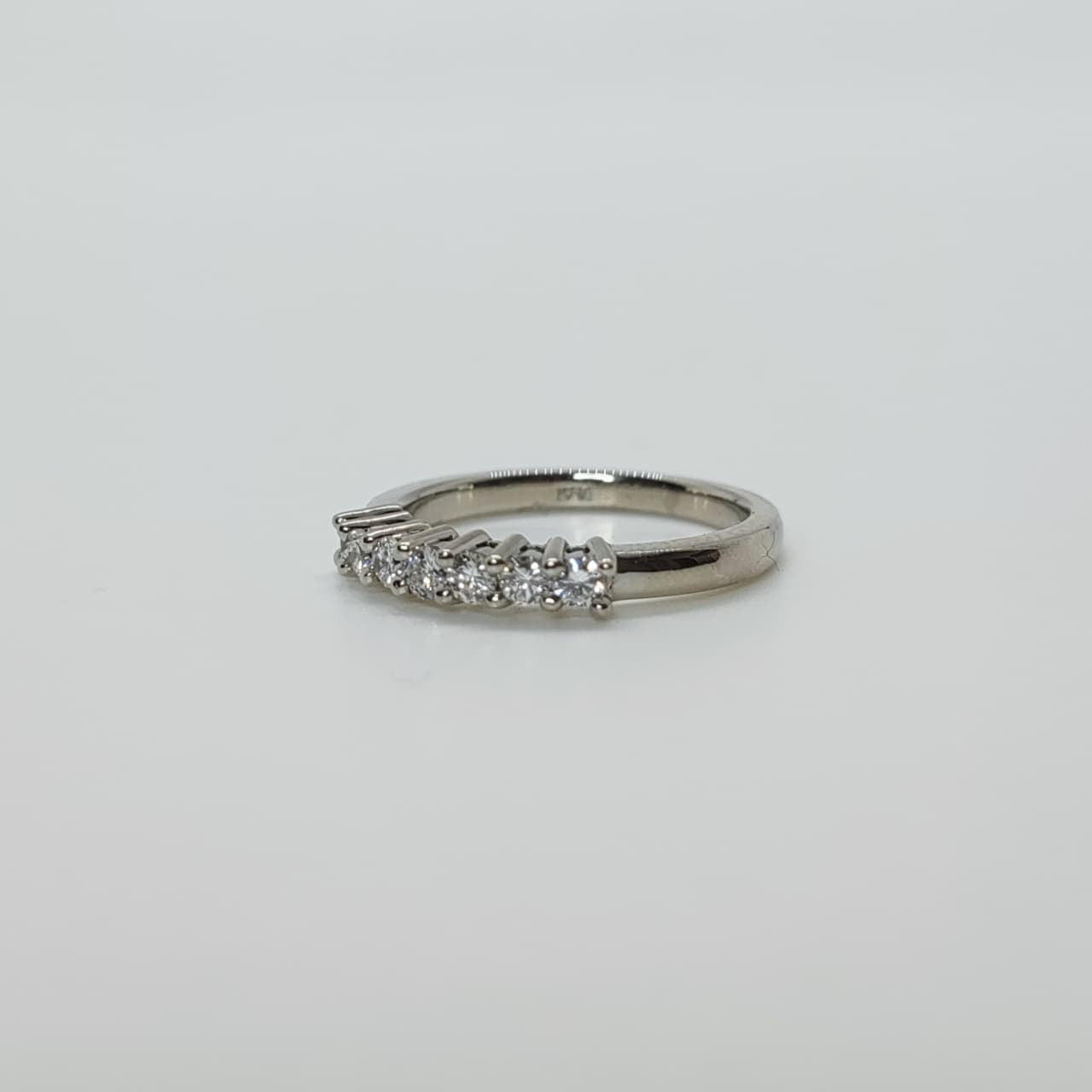 Anillo Cintillo Platino Y Diamantes