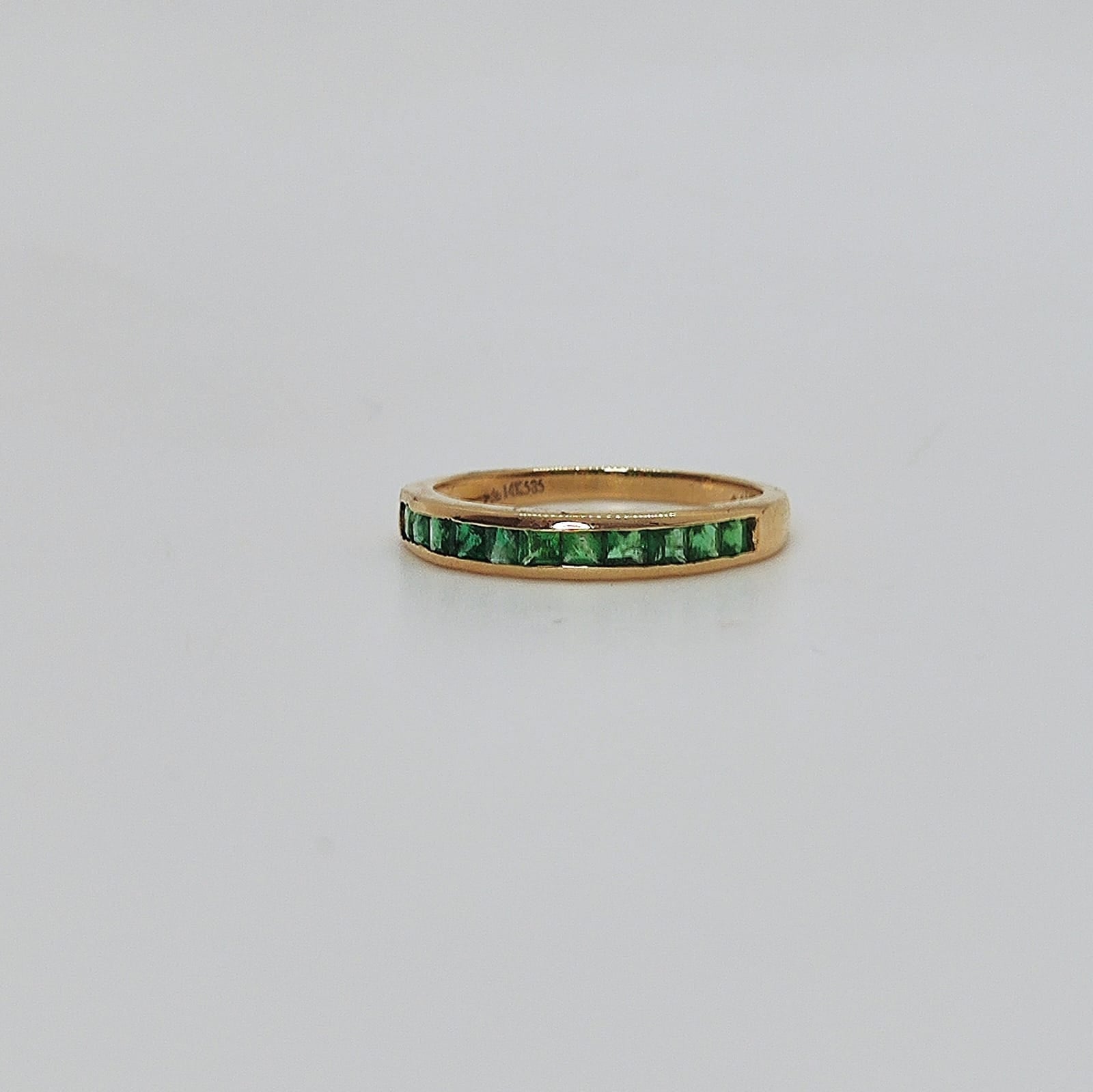 Anillo Riel De Esmeraldas Oro Amarillo