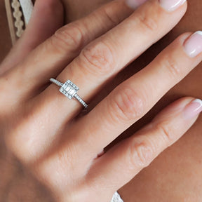 Anillo Cuadrado Baguette
