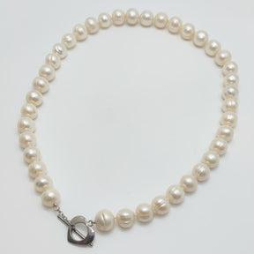 Collar Perlas Cultivadas 10,5mm Broche Corazon