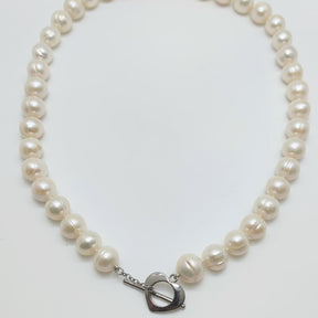Collar Perlas Cultivadas 10,5mm Broche Corazon