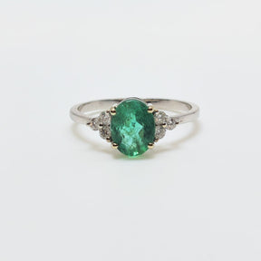 Anillo Esmeralda Oval