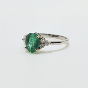 Anillo Esmeralda Oval