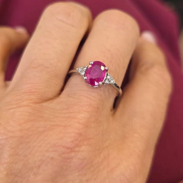 Anillo Rubí Oval