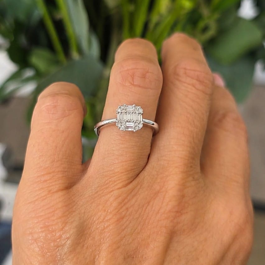 Anillo Cuadrado Baguette