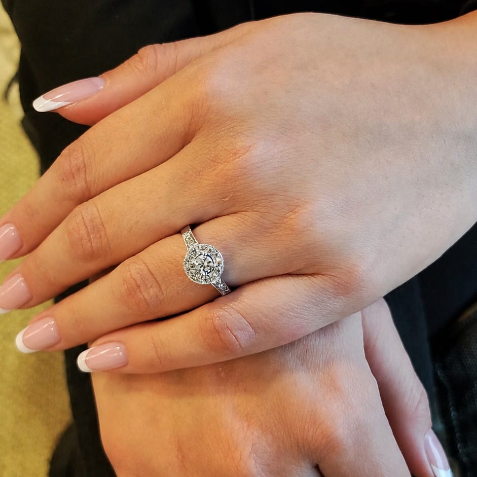 Anillo Halo Oro Blanco 18K