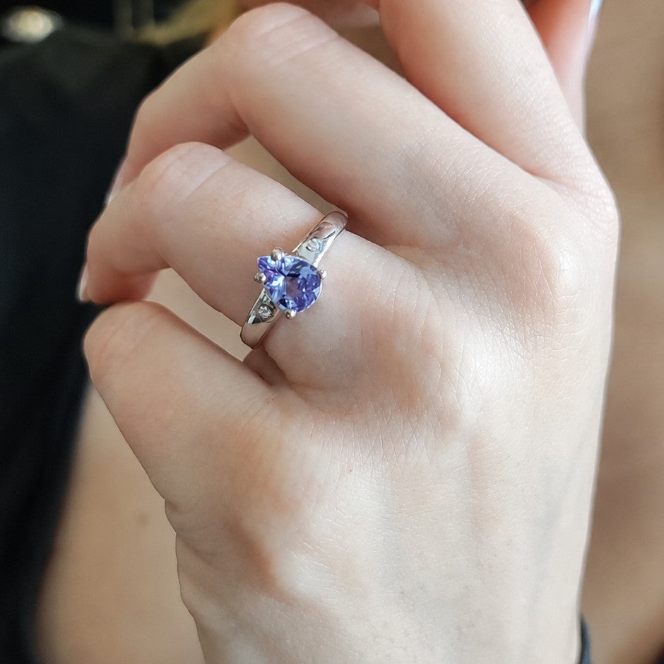 Anillo Gota Tanzanita Plata Rodinada