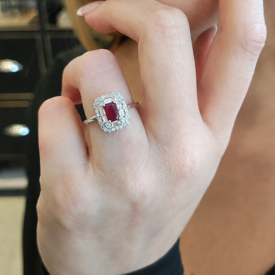 Anillo Rubí Rectangular
