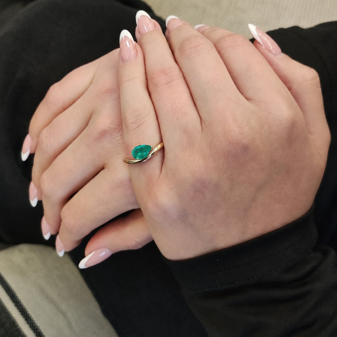 Pinky Ring Esmeralda