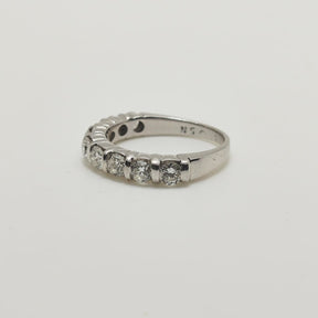 Anillo 9 Diamantes Oro Blanco