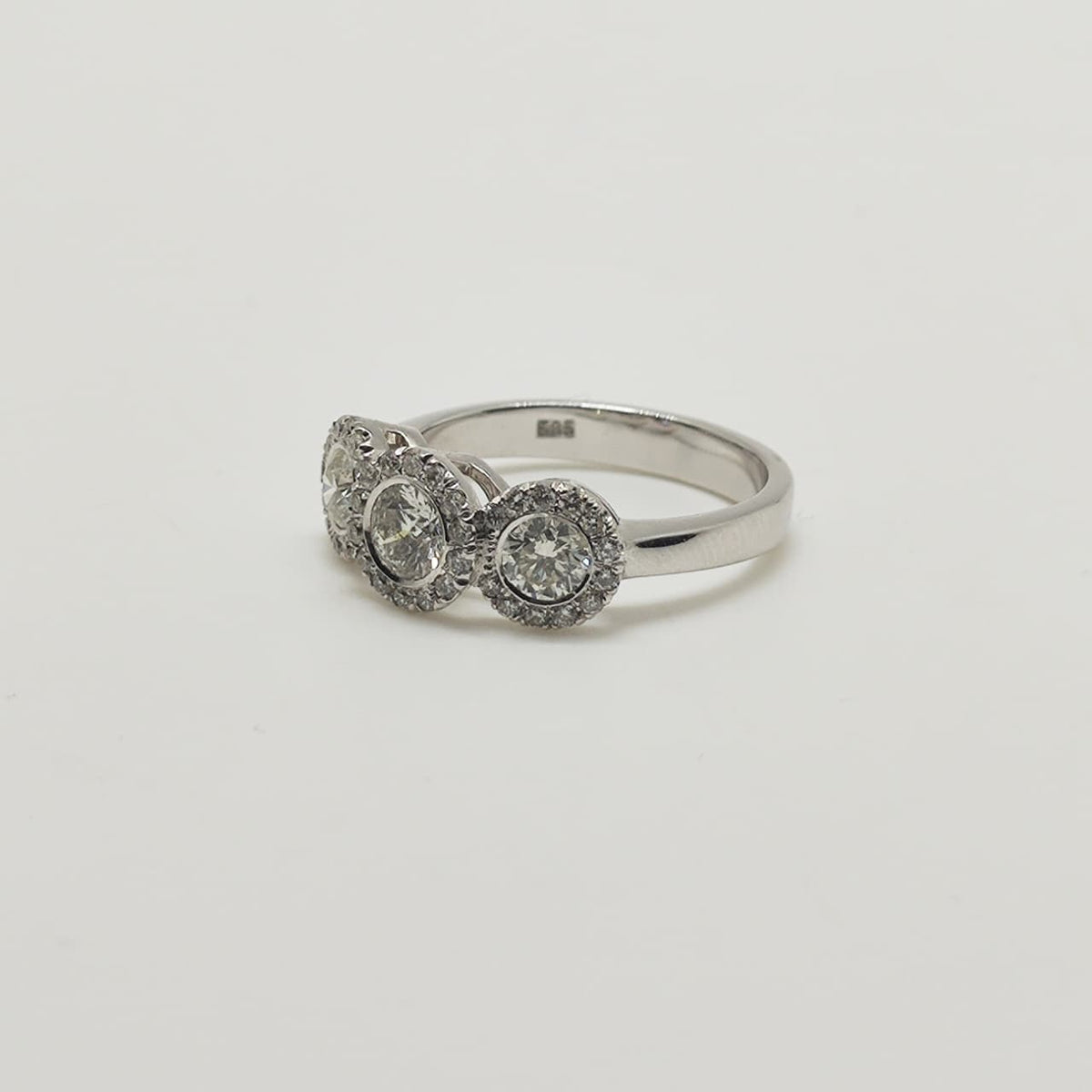 Anillo Placa Oro Blanco