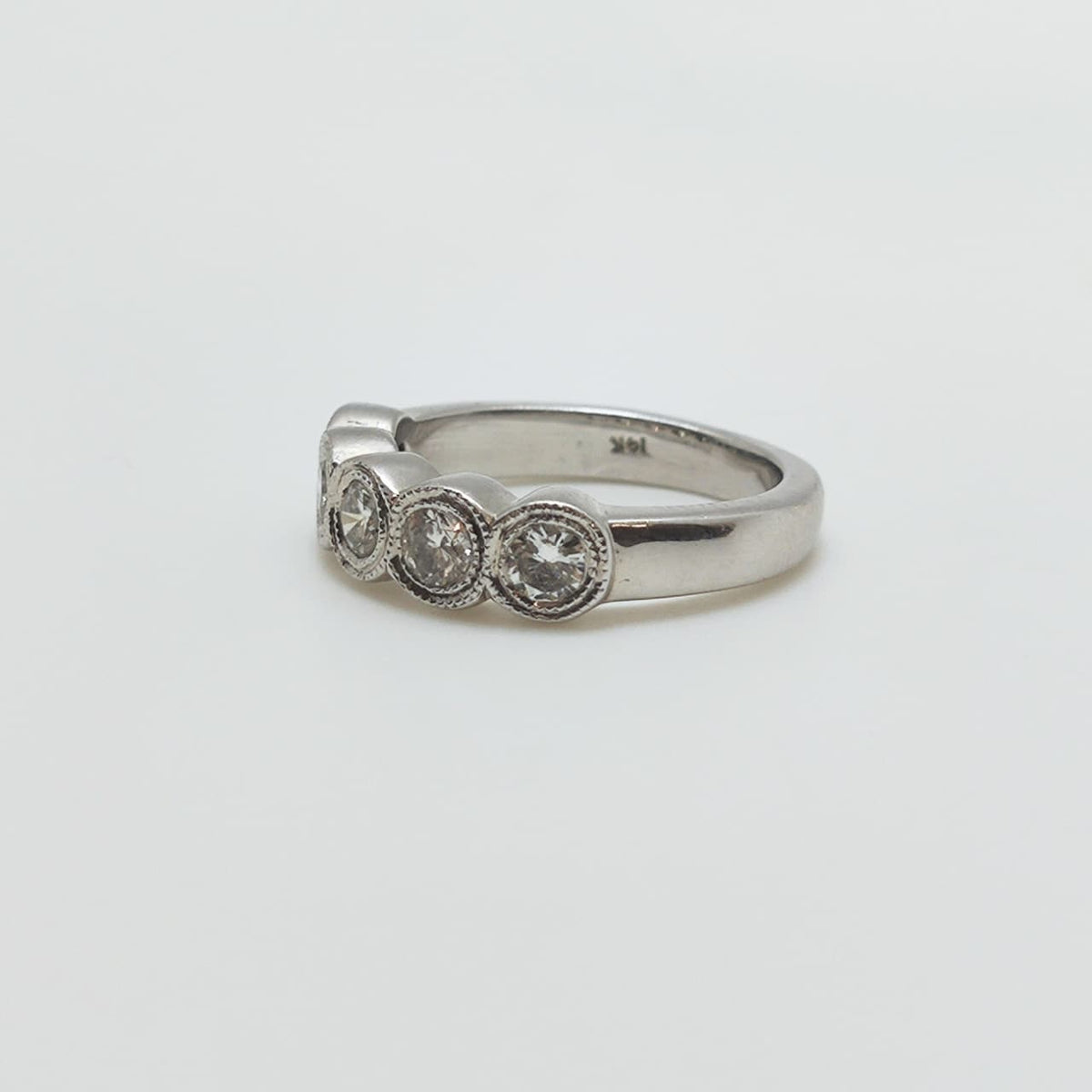 Anillo Circulos Oro Blanco