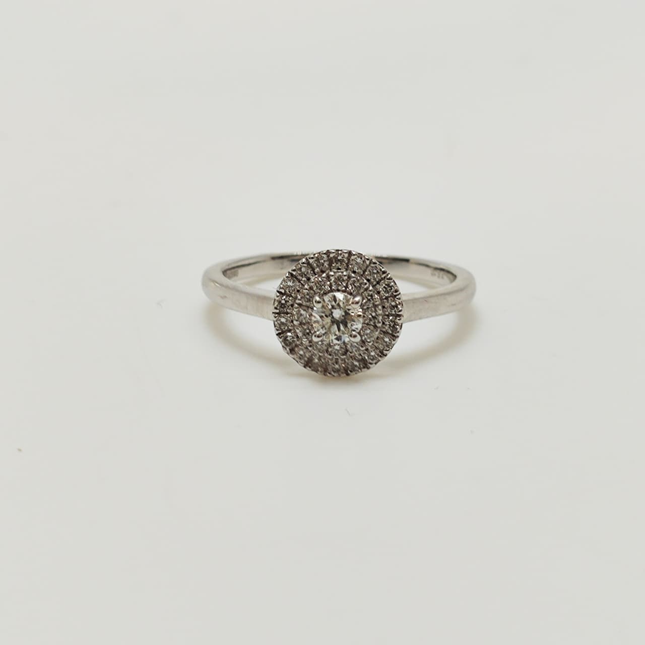 Anillo Doble Halo De Diamantes Oro Blanco 18K
