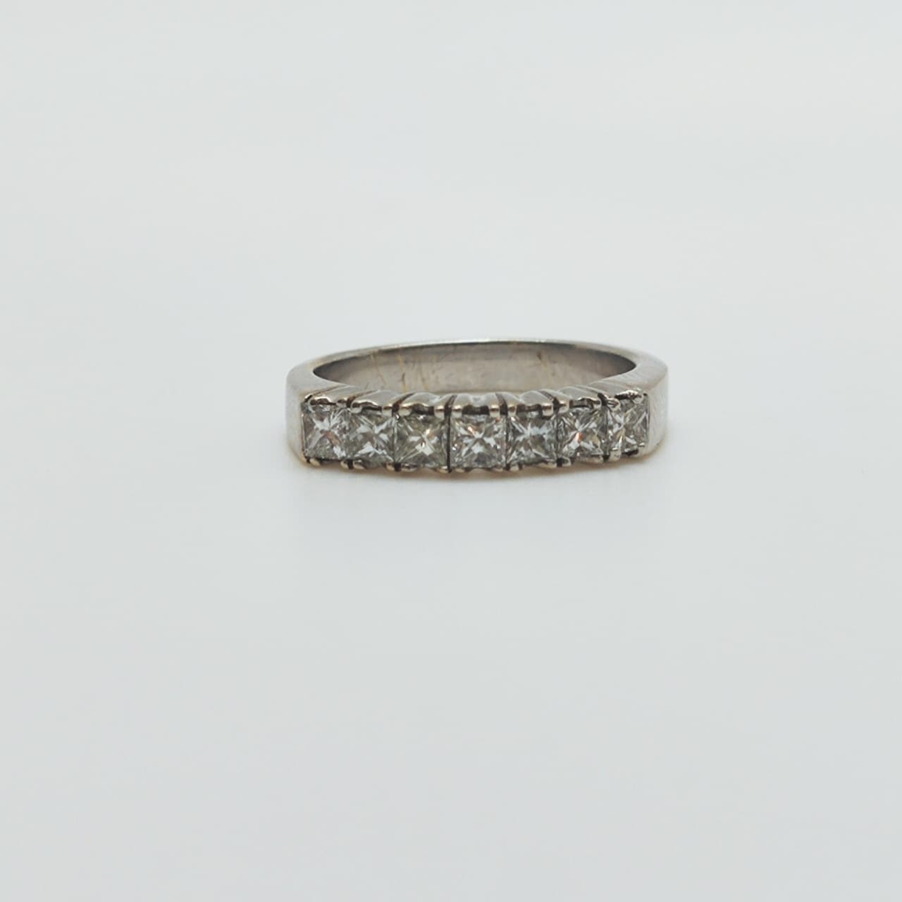 Anillo Oro Blanco 7 Diamantes