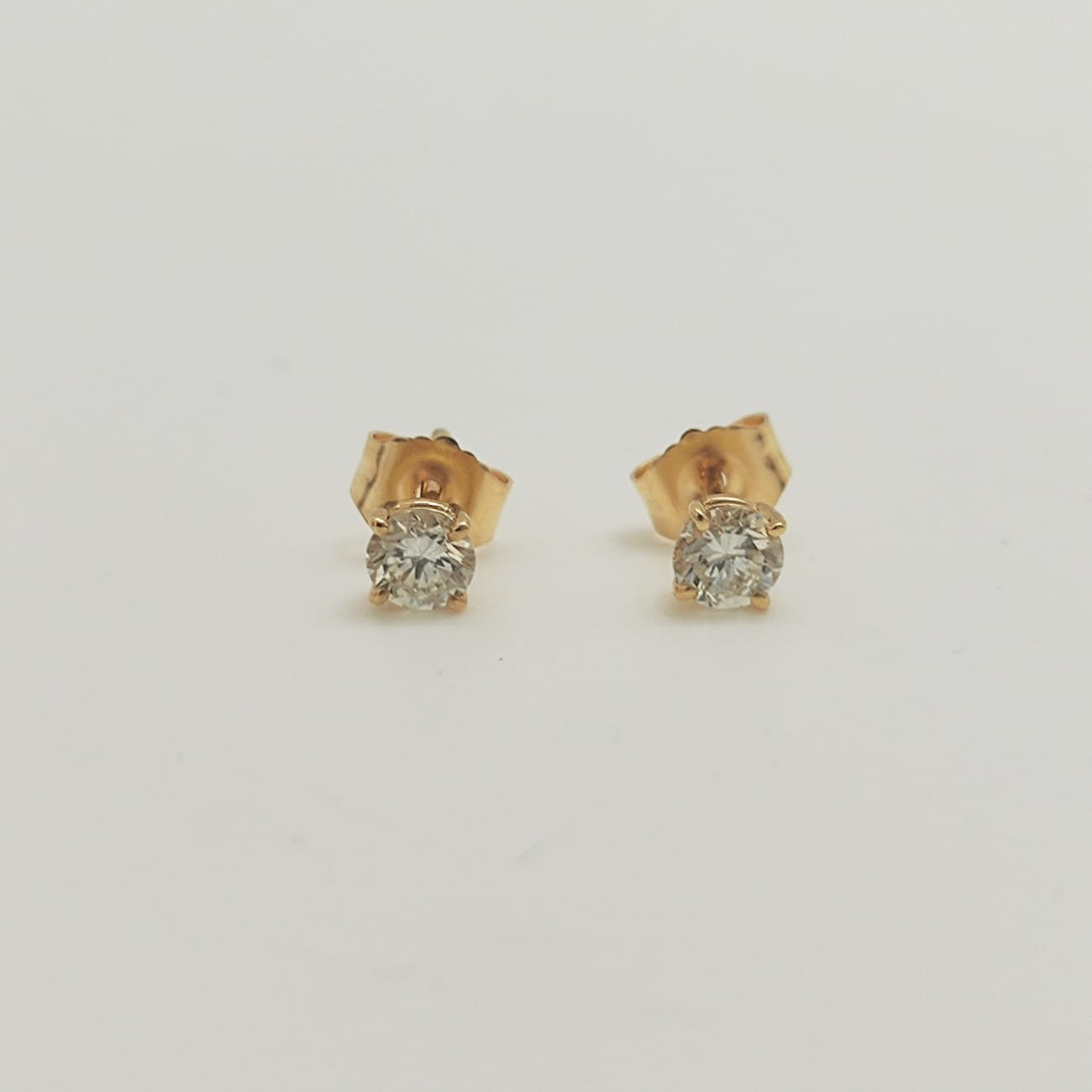 Aros Punto de Luz Oro Amarillo 18K 0,40Ct