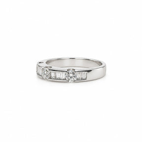 Anillo Oro Blanco Diamantes Corte Brillante Y Baguette
