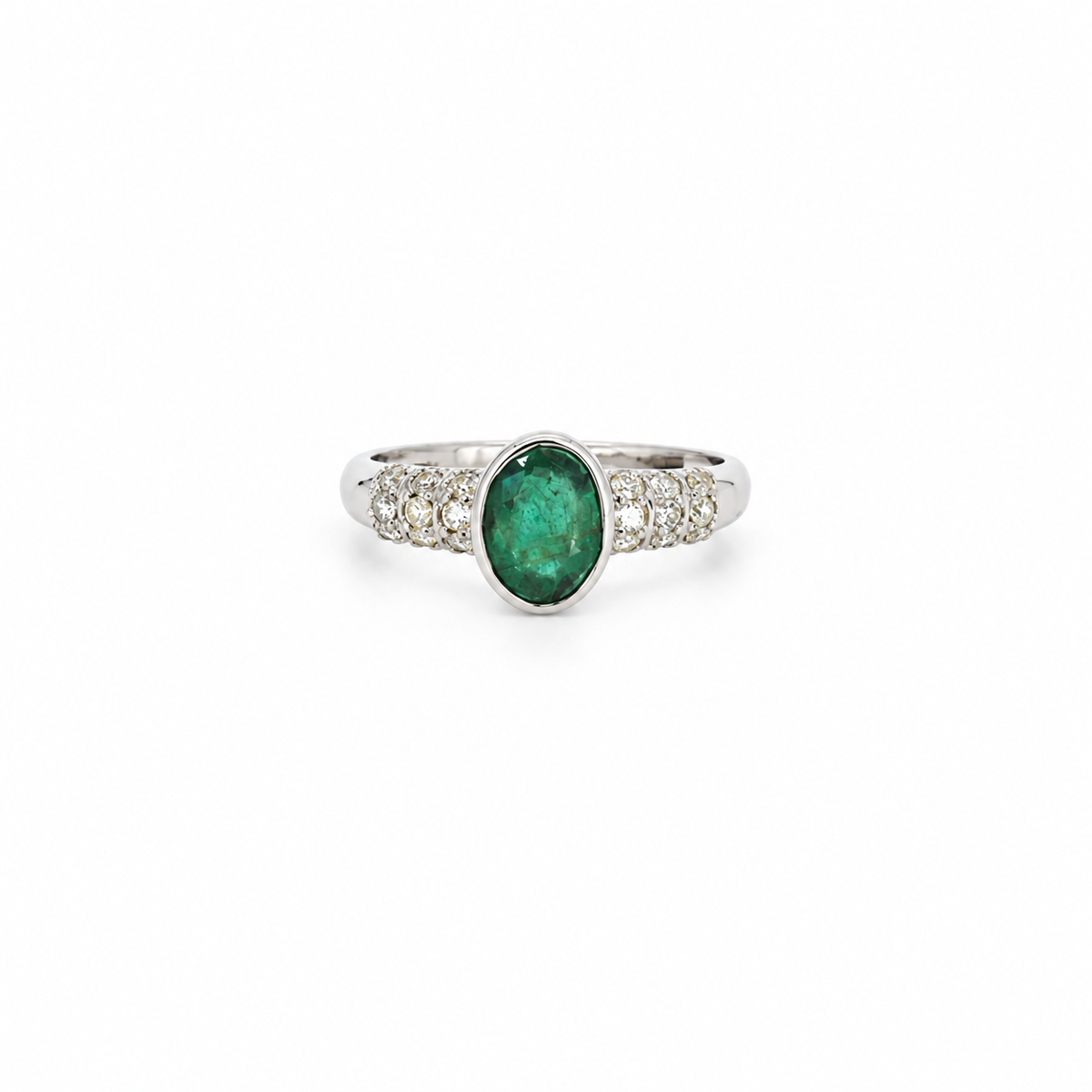 Solitario Oval Esmeralda