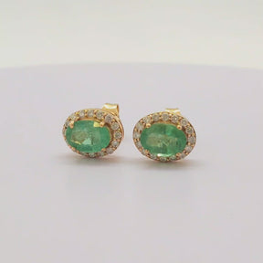 Aros Esmeralda Oval Oro Amarillo 18K y Brillantes