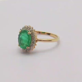 Anillo Oro Amarillo Esmeralda Oval Y Brillantes