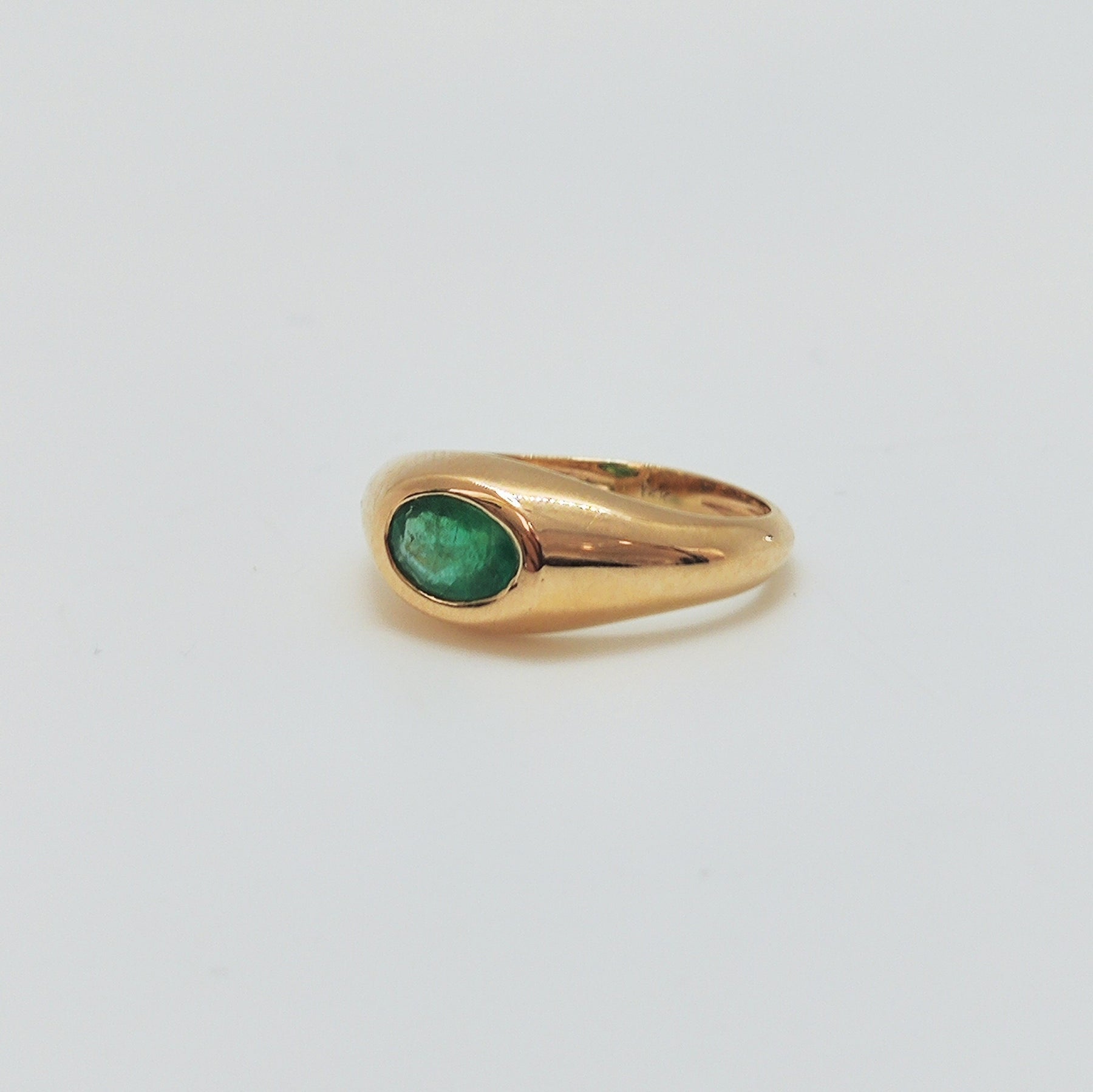 Pinky Ring Esmeralda Oval