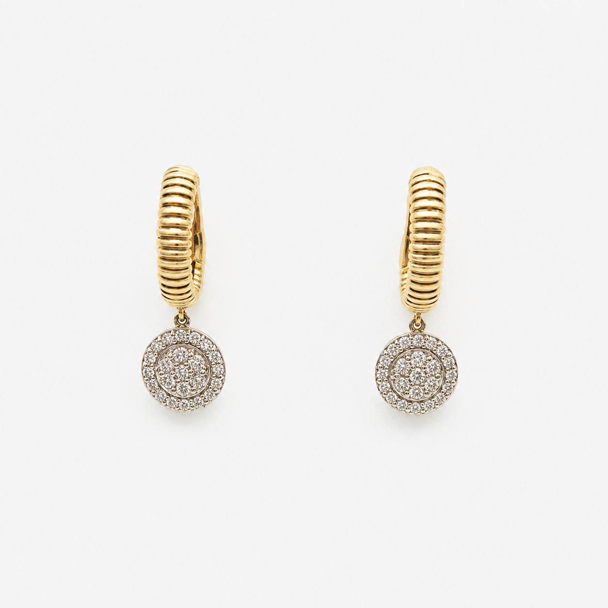 Aros Doble Halo Texturas Oro Amarillo 18K