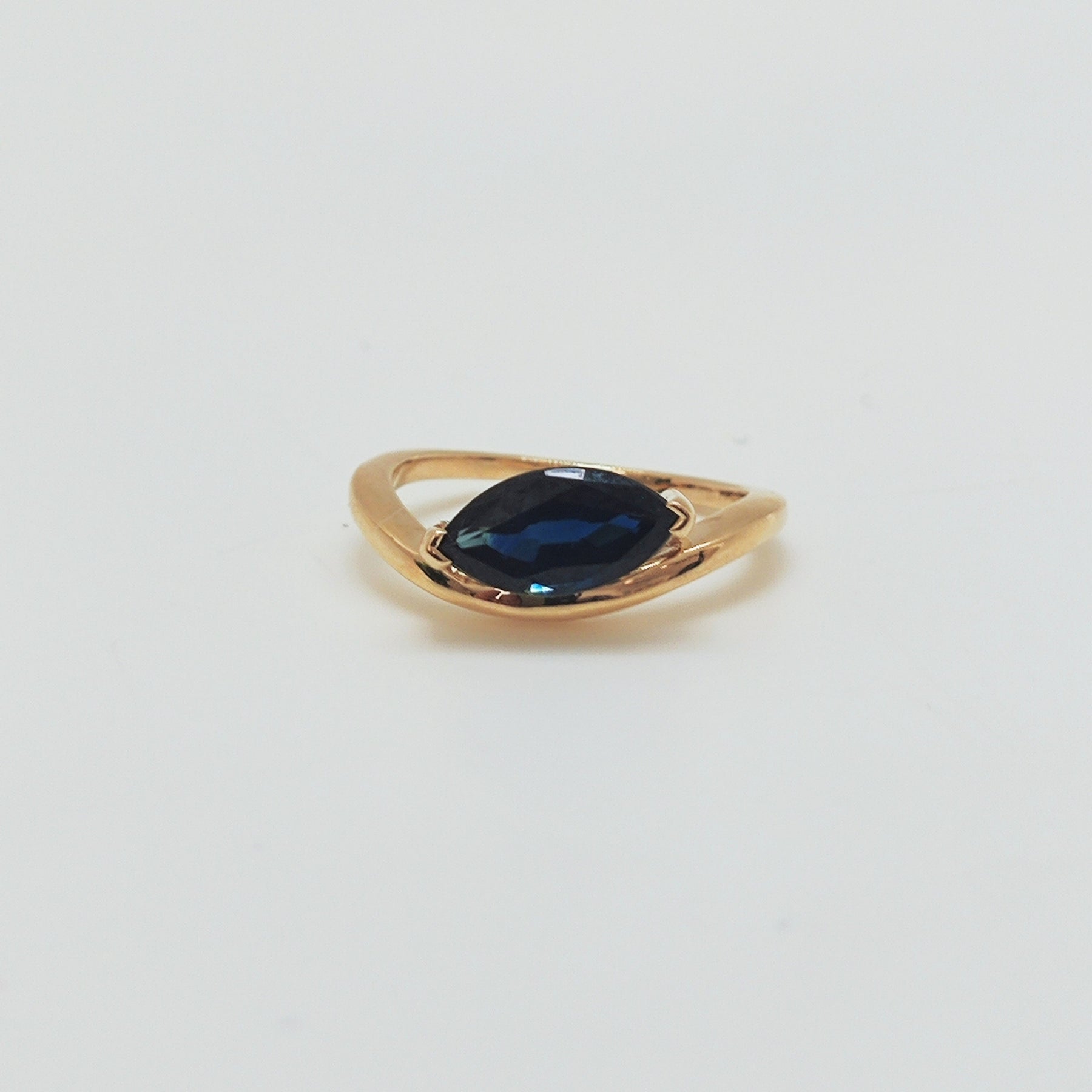 Pinky Ring Zafiro